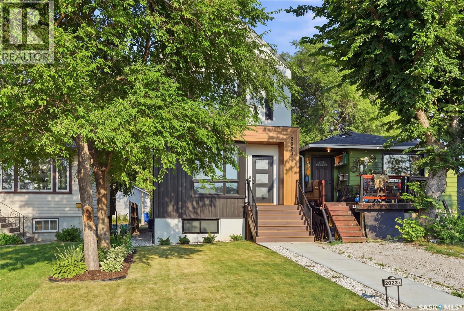2023 Edward Street, Regina, Saskatchewan  S4T 4N3 - Photo 2 - SK044343