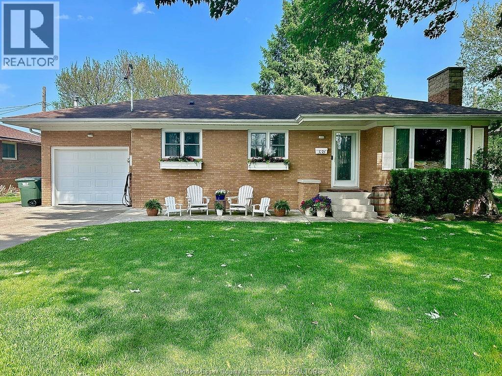 338 Barry Avenue, Tecumseh, Ontario  N8N 2G3 - Photo 1 - 26018738