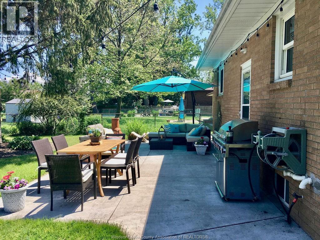 338 Barry Avenue, Tecumseh, Ontario  N8N 2G3 - Photo 22 - 26018738