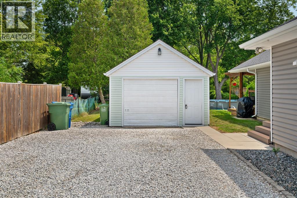 230 Renaud Line, Lakeshore, Ontario  N8L 0J7 - Photo 4 - 26018728