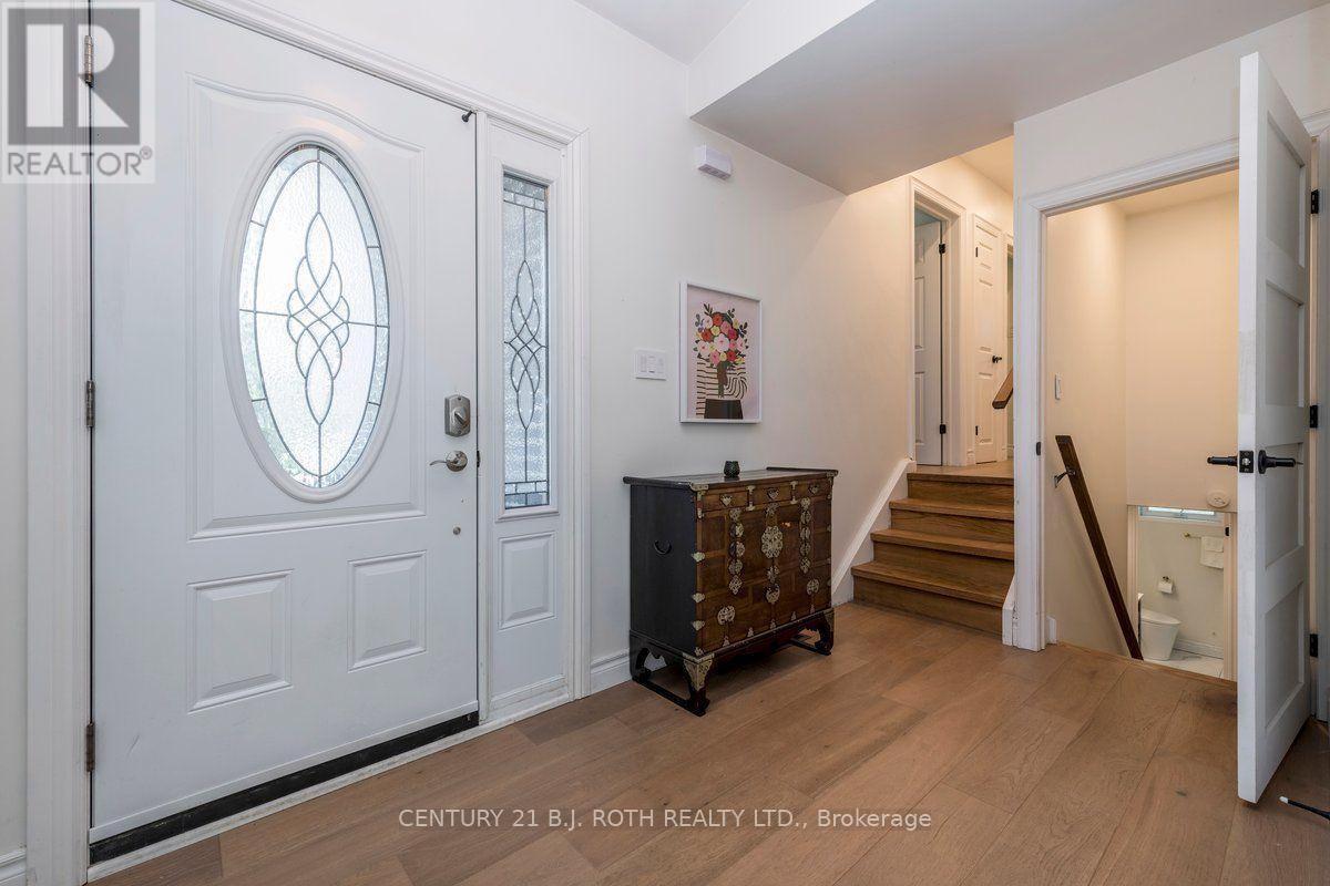 1 OTTAWAY AVENUE, Barrie, Ontario