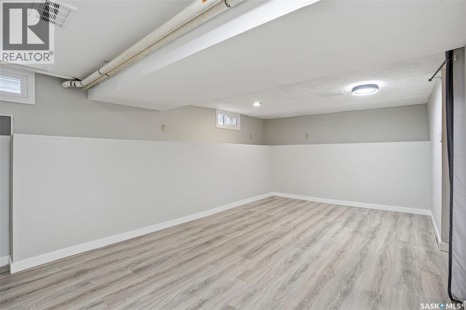 1721 E Avenue N, Saskatoon, Saskatchewan  S7L 1V3 - Photo 20 - SK044425