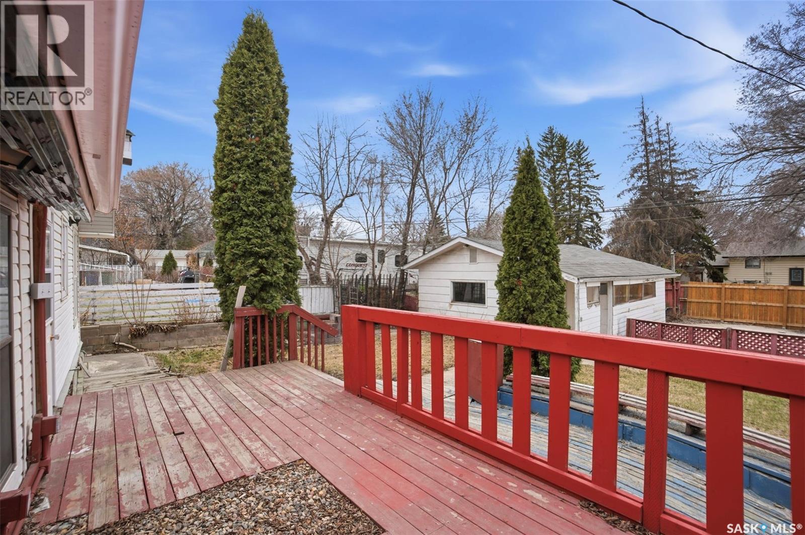 1721 E Avenue N, Saskatoon, Saskatchewan  S7L 1V3 - Photo 34 - SK044425