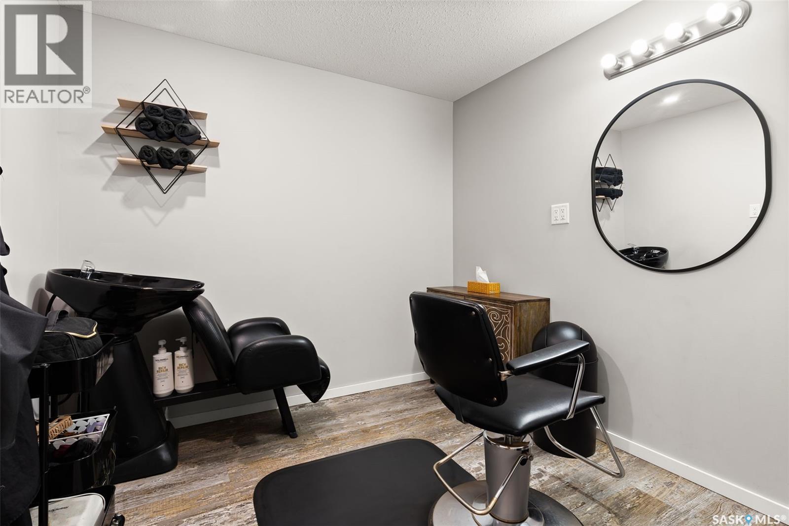 23 Price Crescent, Regina, Saskatchewan  S4R 6R7 - Photo 27 - SK044337