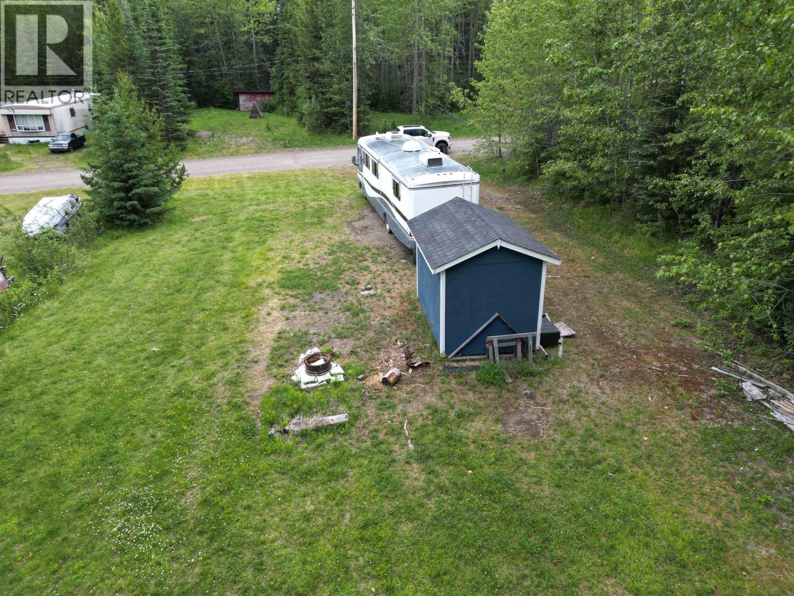 102 Morrison Street, Granisle, British Columbia  V0J 1W0 - Photo 2 - R3151463