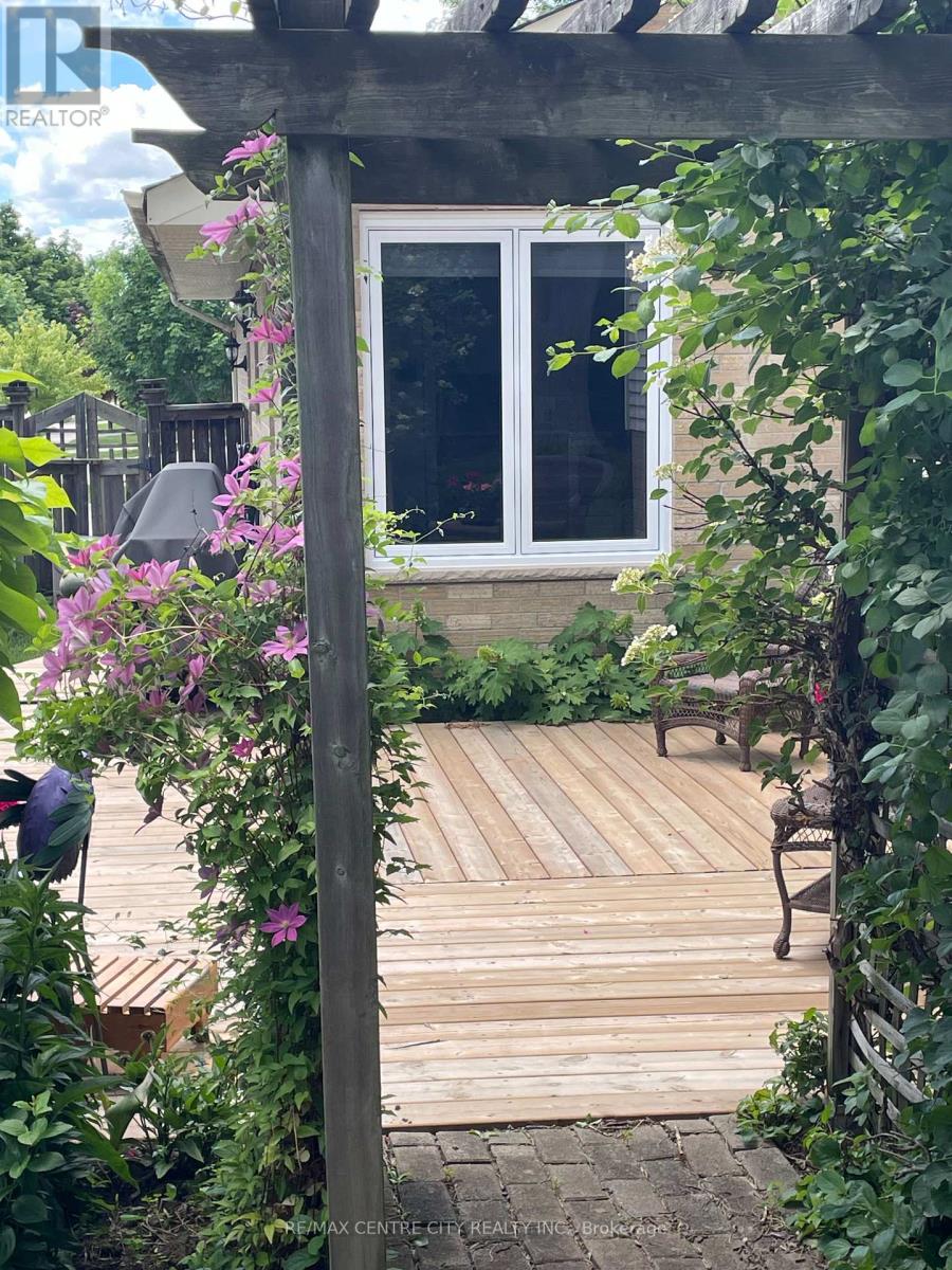 79 Ashley Crescent, London South, Ontario  N6E 3P8 - Photo 27 - X13634620