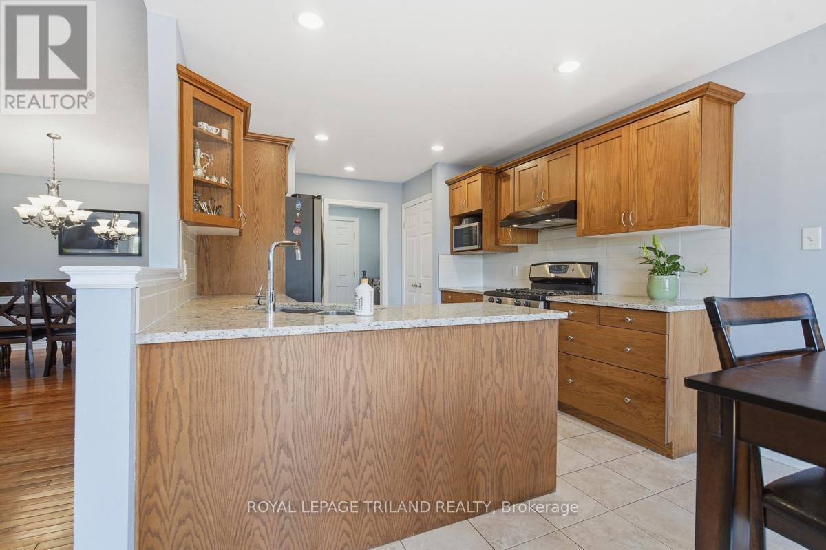 1731 Fiddlehead Place, London North, Ontario  N6G 5M6 - Photo 12 - X13634672