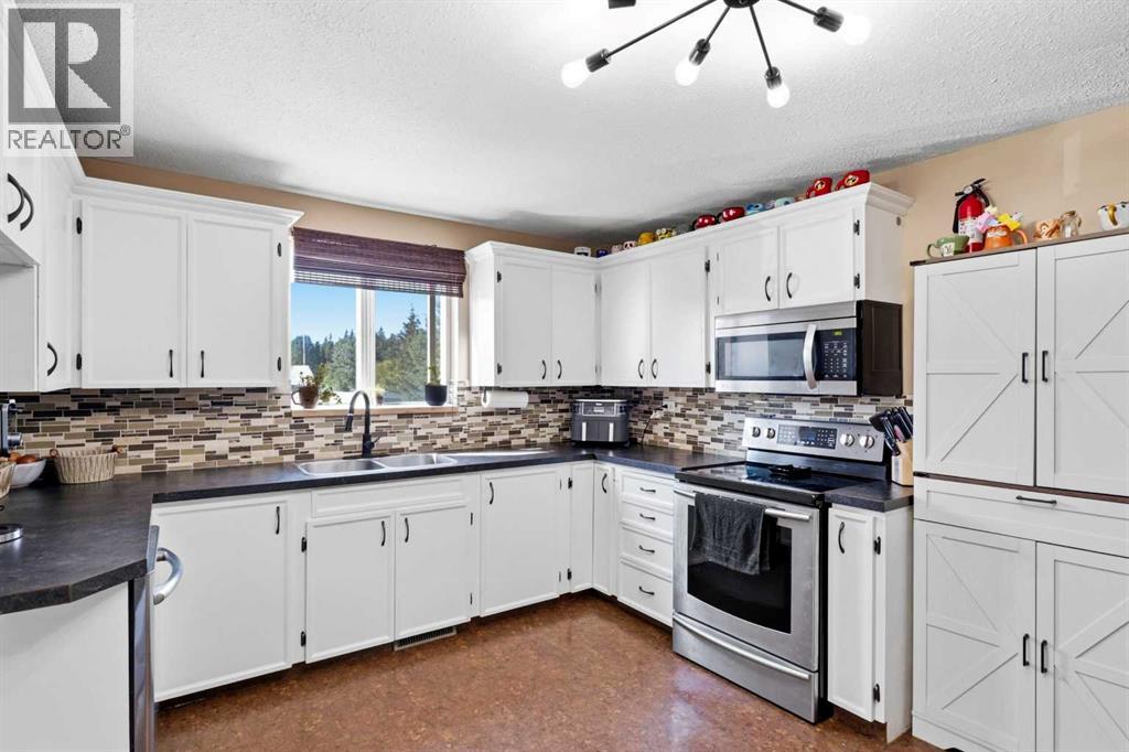 17, 829 20 Street, Spruce View, Alberta  T0M 1V0 - Photo 5 - A2333961