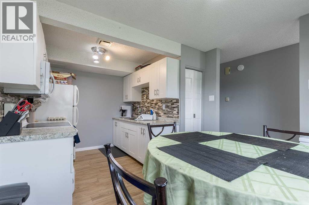 43, 55 Lemoyne Crescent W, Lethbridge, Alberta T1K 4J7 - Photo 8 - A2330868
