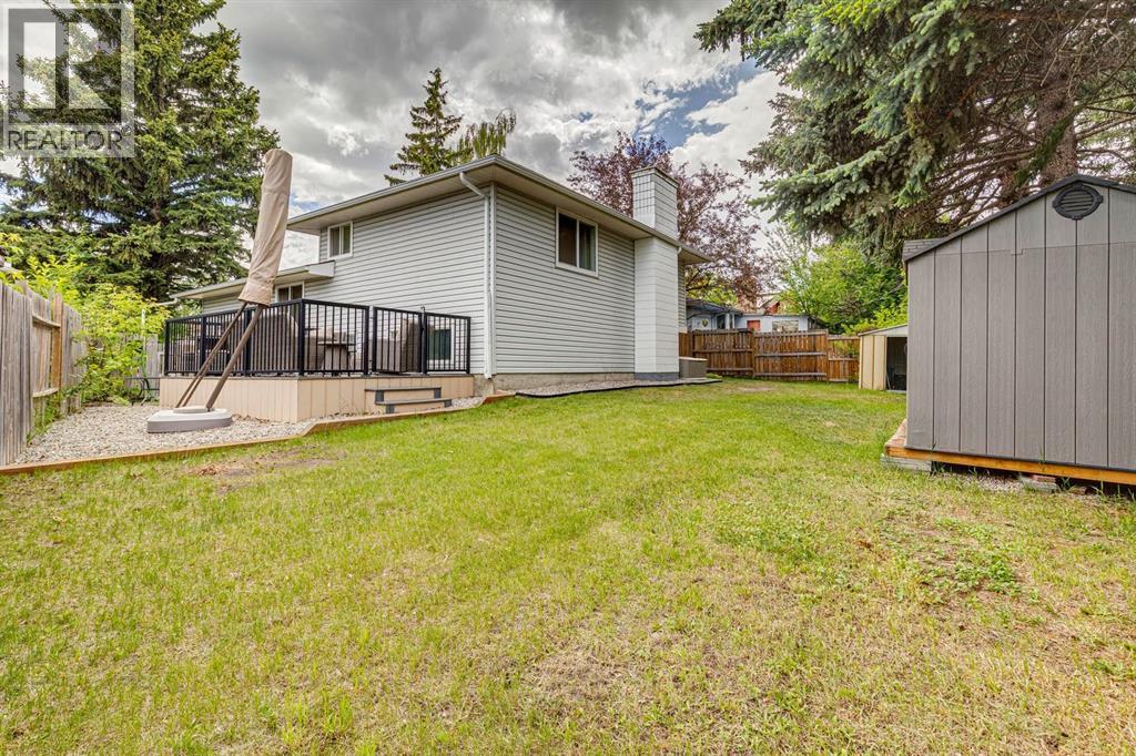 28 Cantrell Bay Sw, Calgary, Alberta  T2W 2C2 - Photo 29 - A2319747