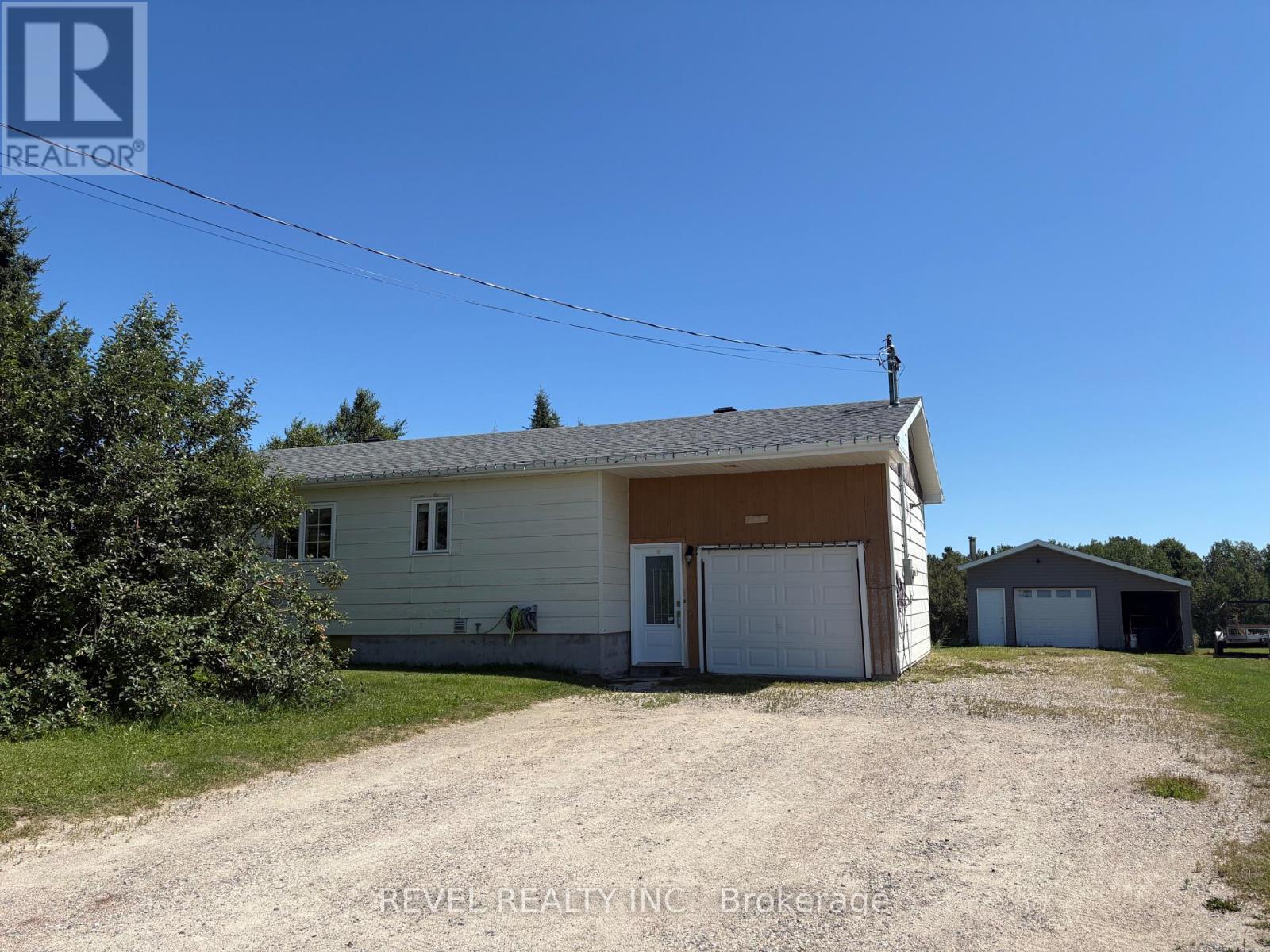 364 GENIER ROAD, Cochrane, Ontario