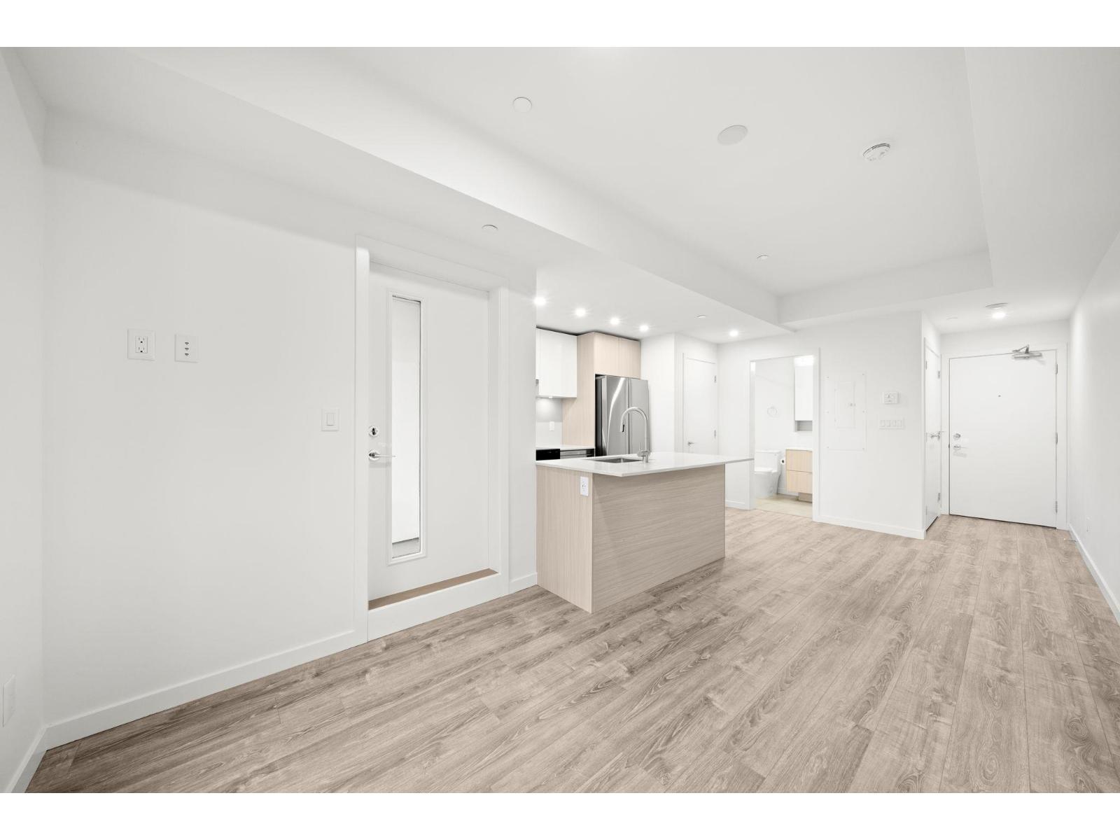 420 10828 139a Street, Surrey, British Columbia  V3R 0H3 - Photo 11 - R3150052