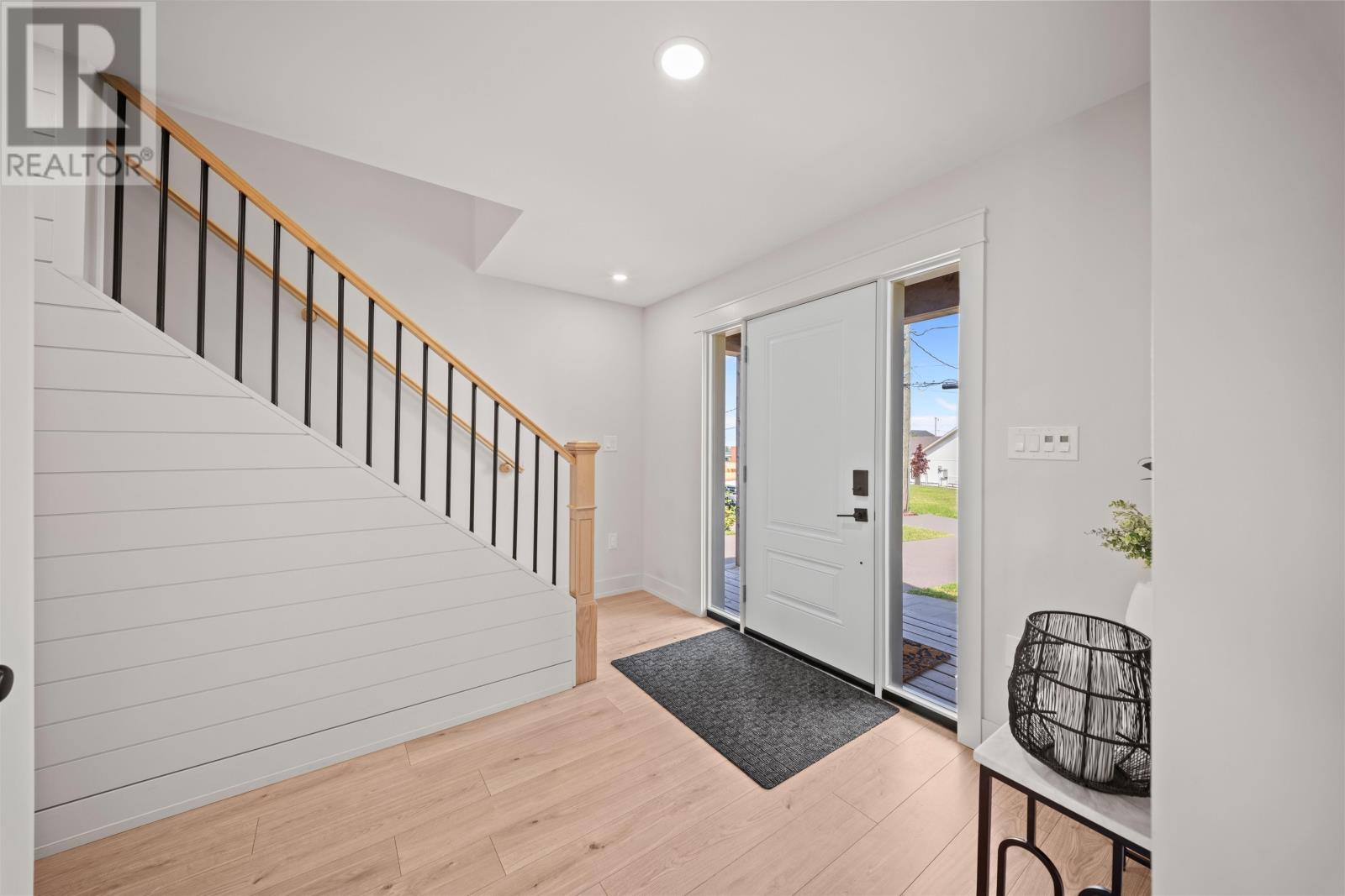 35 Acadian Avenue, Summerside, Prince Edward Island  C1N 6T9 - Photo 3 - 202614385