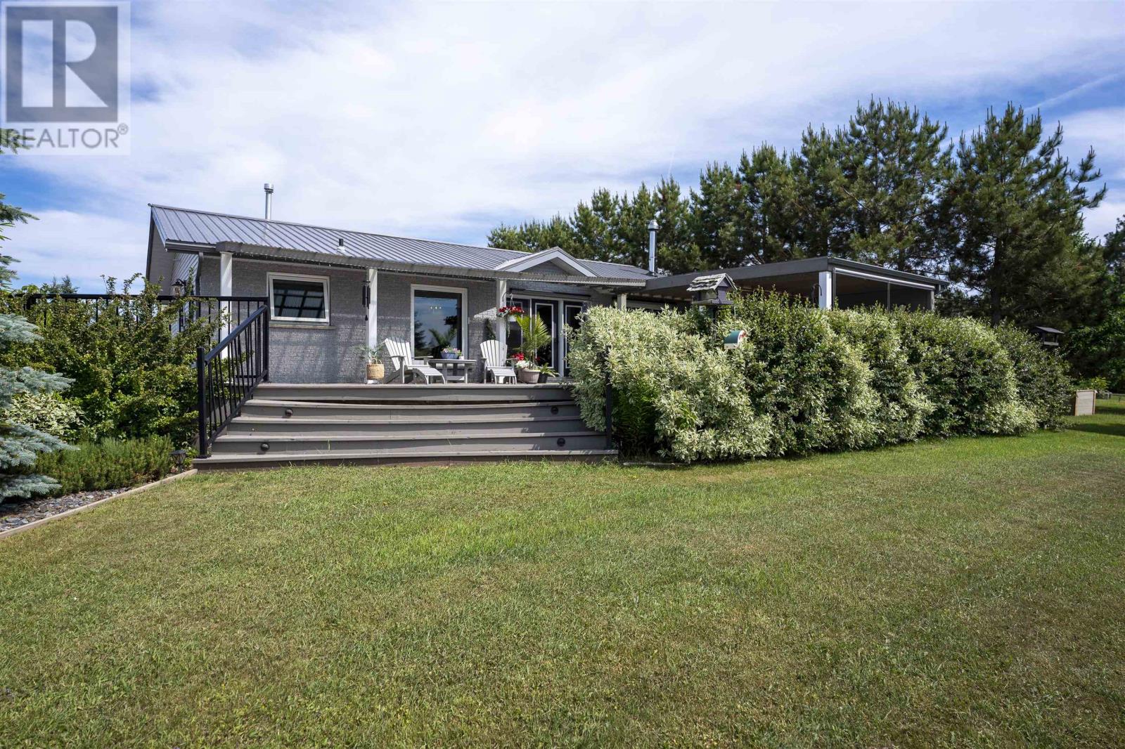 664 Memory Rd, Neebing, Ontario  P7L 0A3 - Photo 2 - TB2601881