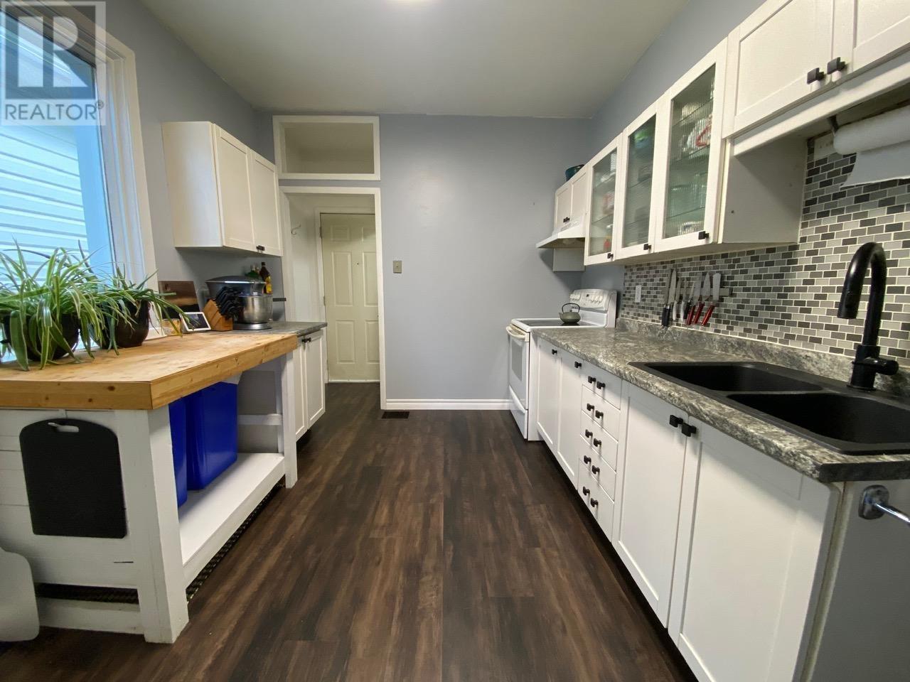 822 Pruden St, Thunder Bay, Ontario  P7C 2K3 - Photo 4 - TB2602217