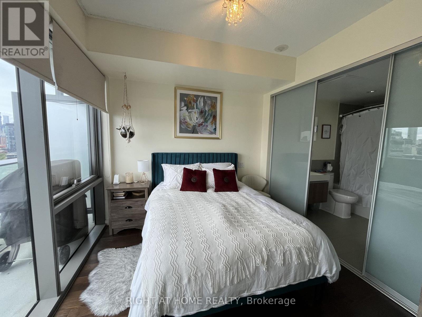 1708 - 70 Distillery Lane, Toronto, Ontario  M5A 0E3 - Photo 10 - C13634614