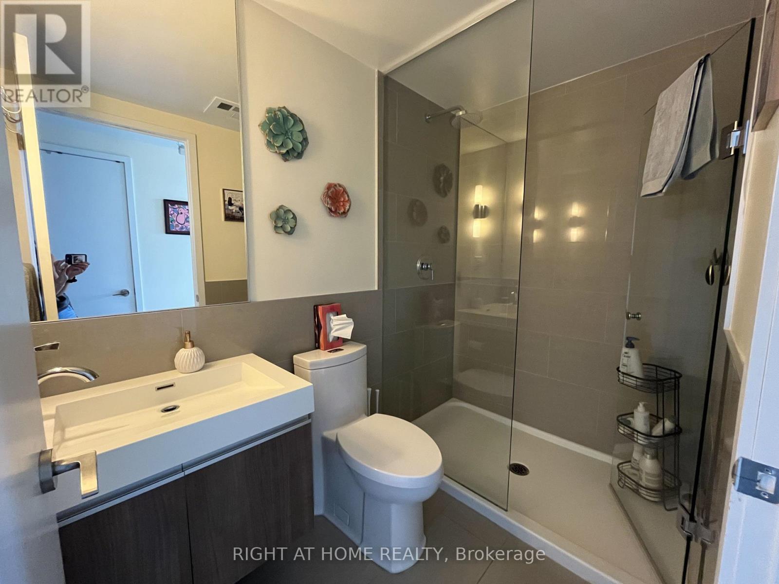 1708 - 70 Distillery Lane, Toronto, Ontario  M5A 0E3 - Photo 14 - C13634614