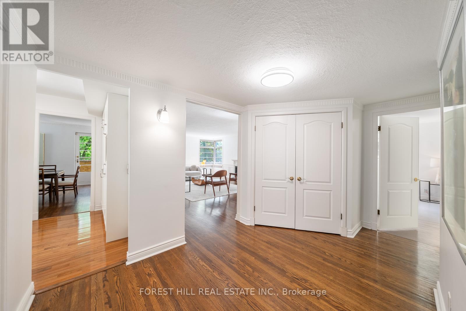 301 - 717 Eglinton Avenue W, Toronto, Ontario  M5N 1C9 - Photo 4 - C13634706