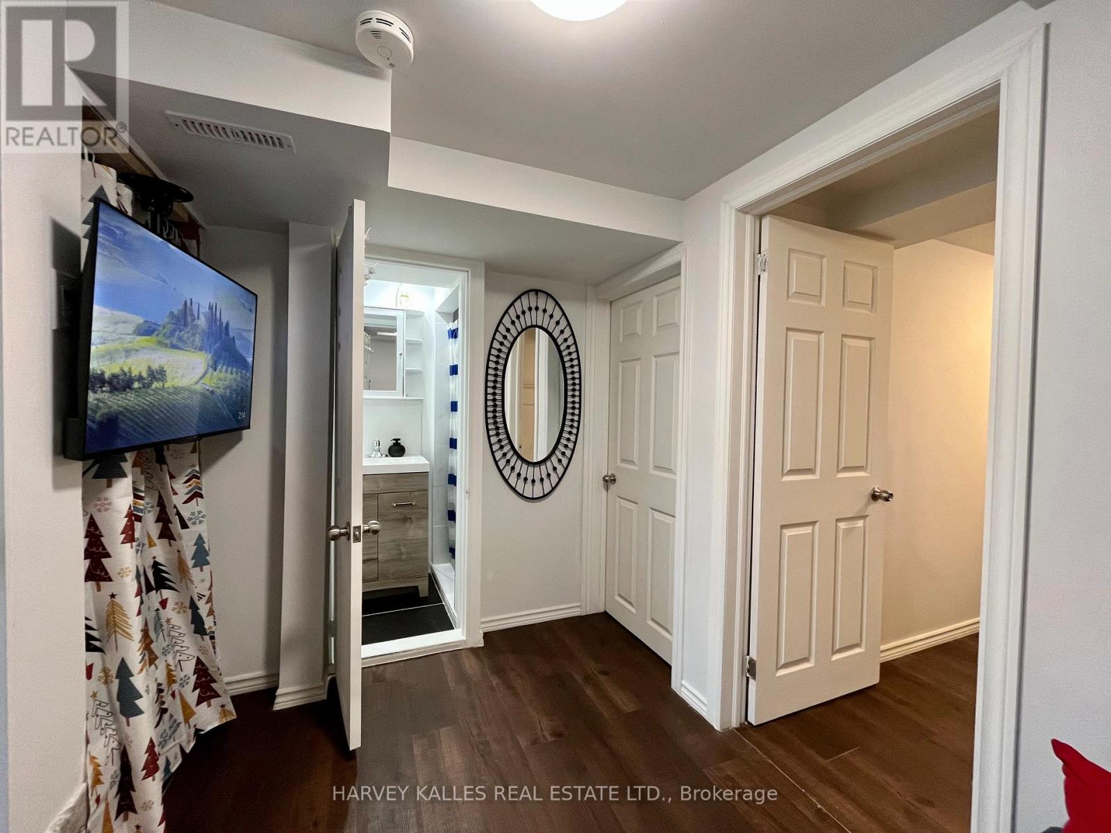Lower - 26 Leyton Avenue, Toronto, Ontario  M1L 3T4 - Photo 16 - E13634658