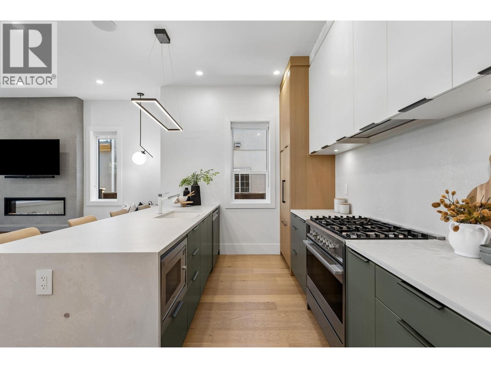 1234 E 19th Avenue, Vancouver, British Columbia  V5V 1L3 - Photo 10 - R3152057