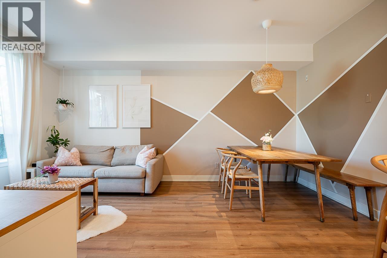 103 2035 Glenaire Drive, North Vancouver, British Columbia  V7P 1Y2 - Photo 7 - R3152059