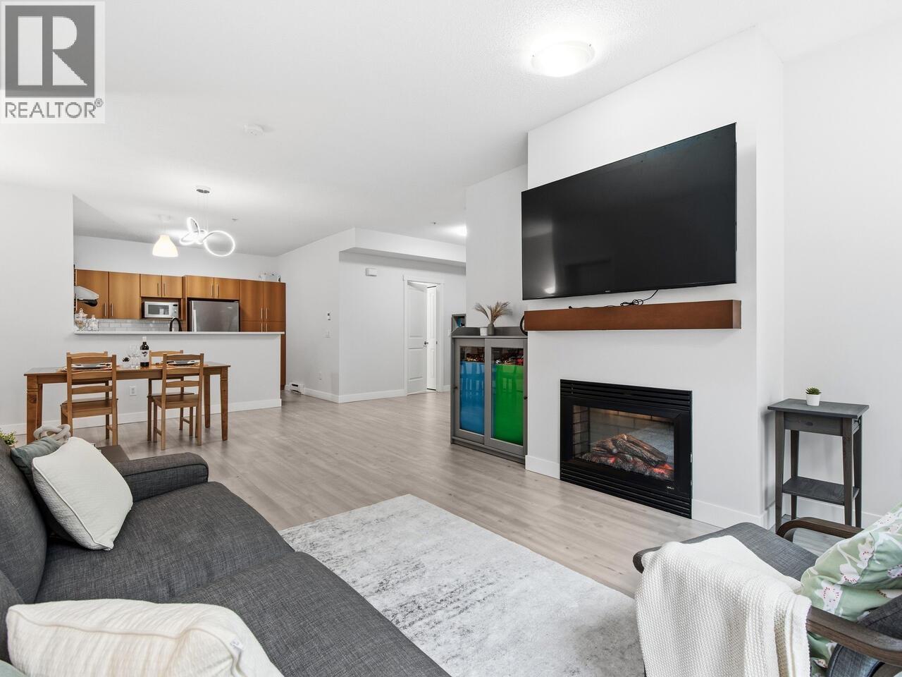 32 9229 University Crescent, Burnaby, British Columbia  V5A 4Z2 - Photo 5 - R3152066