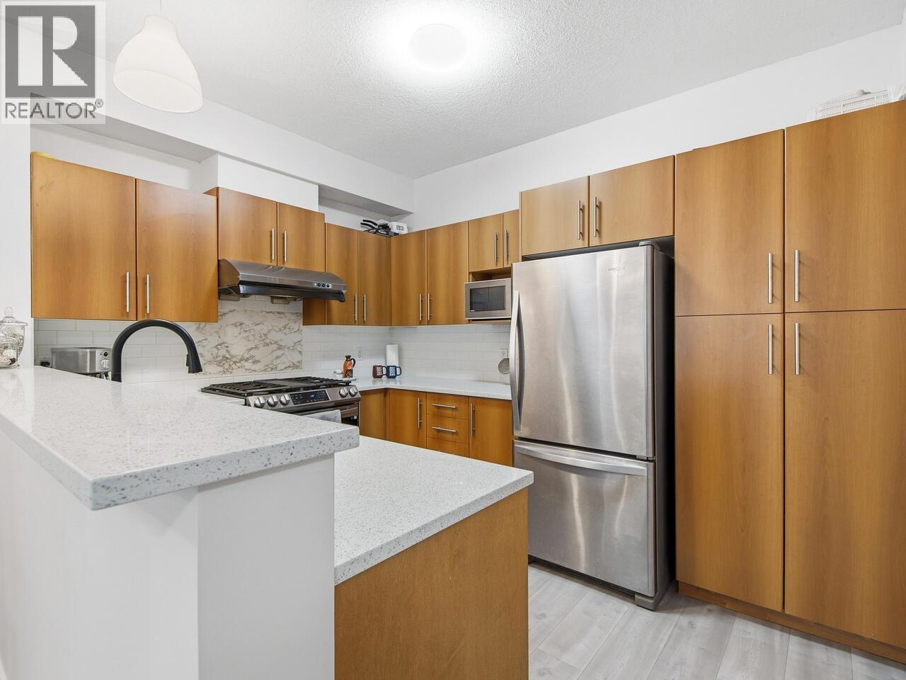 32 9229 University Crescent, Burnaby, British Columbia  V5A 4Z2 - Photo 8 - R3152066