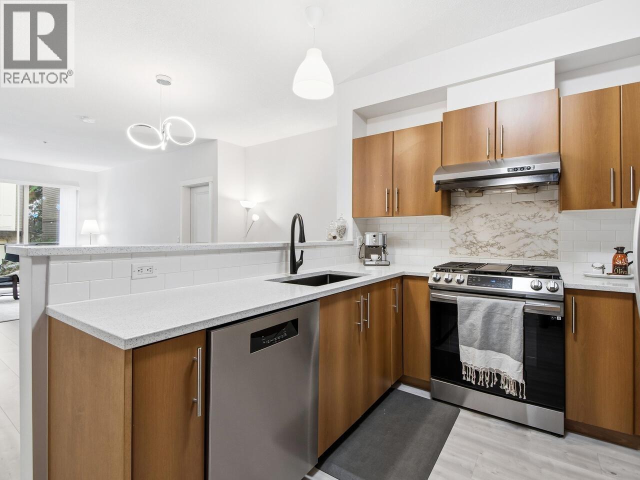 32 9229 University Crescent, Burnaby, British Columbia  V5A 4Z2 - Photo 9 - R3152066