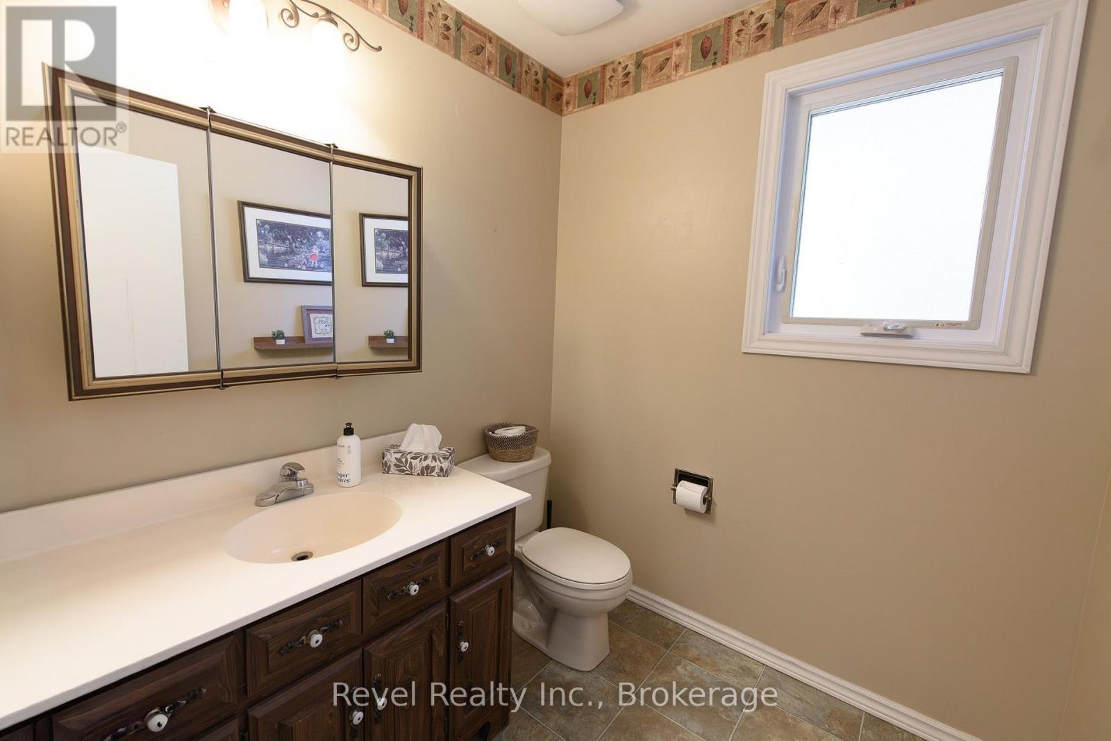 3904 County Road 124 Road, Clearview, Ontario  L0M 1P0 - Photo 11 - S13634652