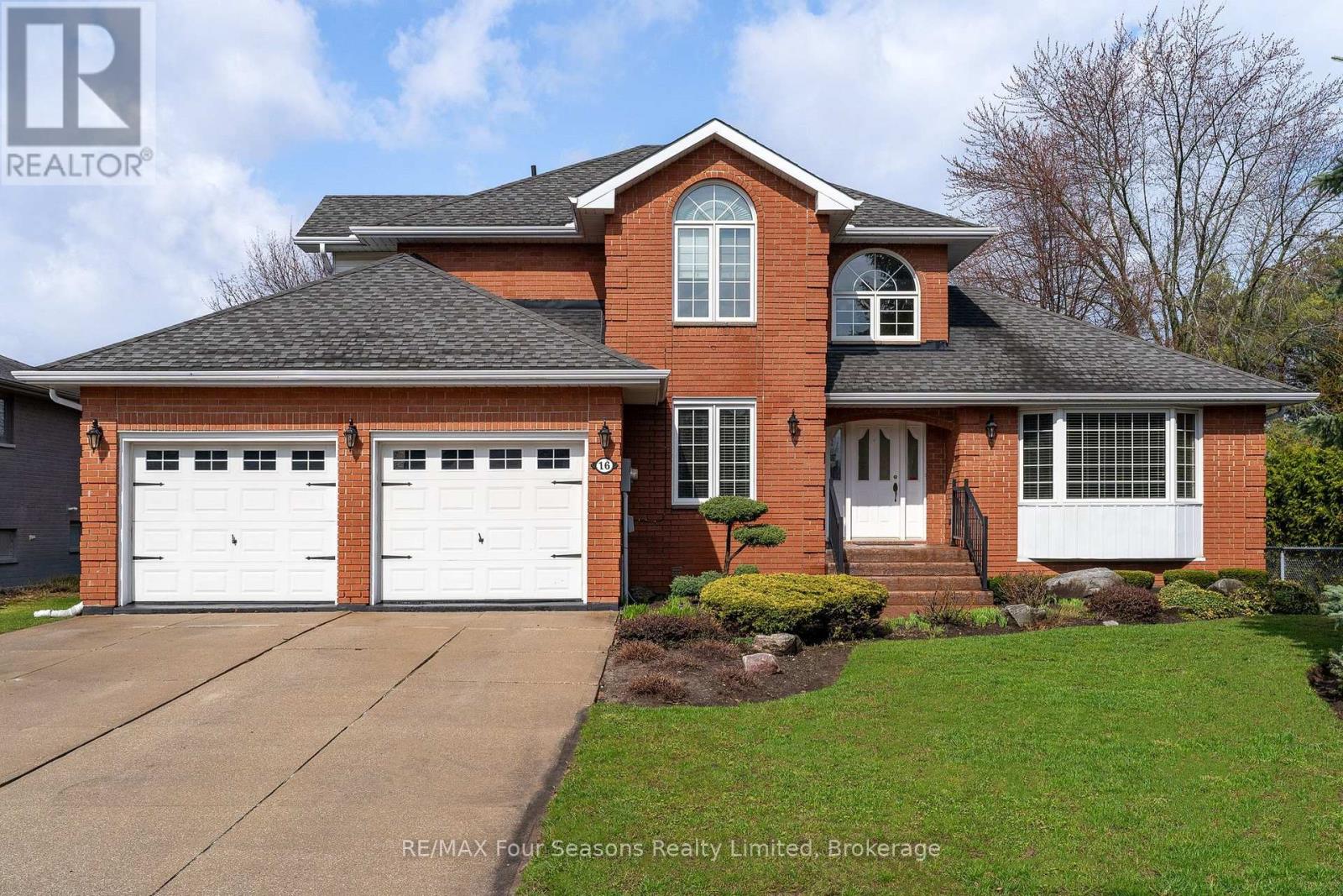 16 Carmichael Crescent, Collingwood, Ontario  L9Y 4R6 - Photo 9 - S13634656