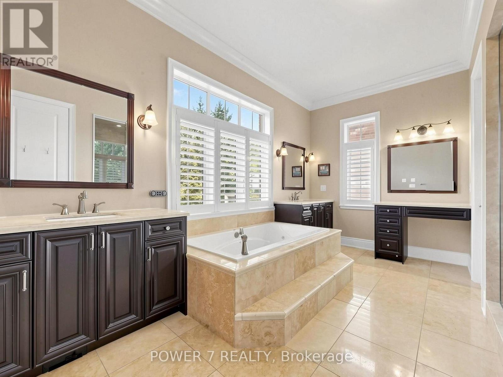 9 Emerald Heights Drive, Whitchurch-Stouffville, Ontario  L4A 0C8 - Photo 32 - N13634594