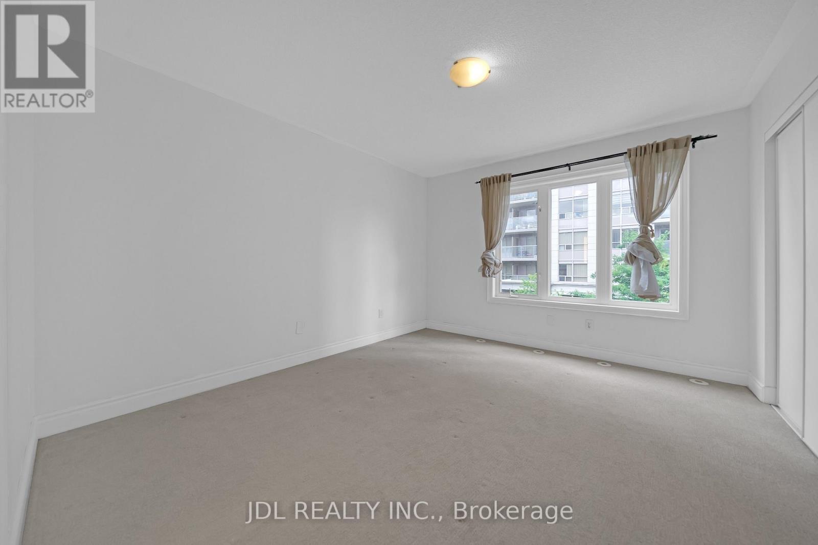25 Galleria Parkway, Markham, Ontario  L3T 0A3 - Photo 18 - N13634608