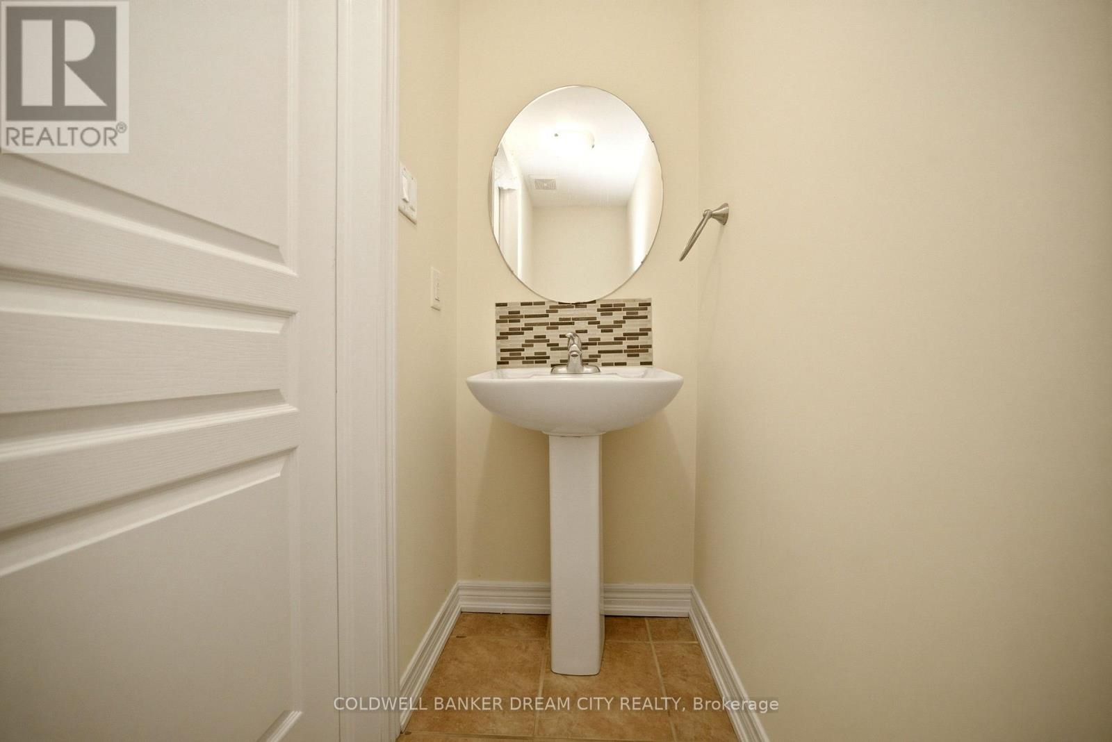 37 Stoyell Drive, Richmond Hill (Jefferson), Ontario  L4E 0M7 - Photo 8 - N13634720