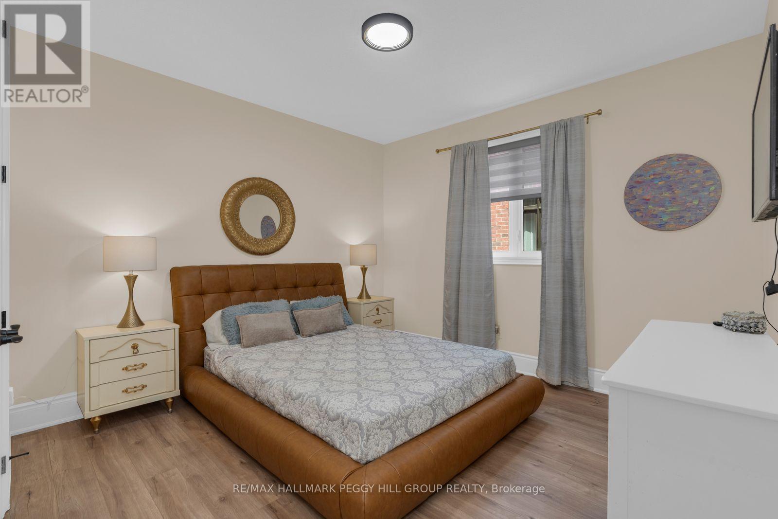 5 Wood Crescent, Essa (Angus), Ontario  L3W 0M5 - Photo 13 - N13634752