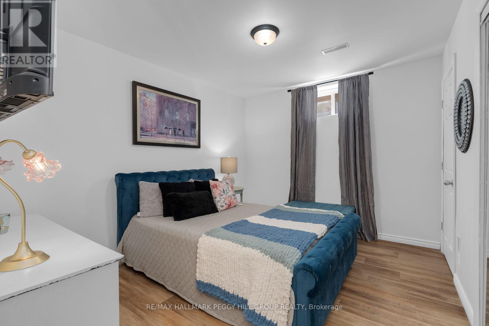 5 Wood Crescent, Essa (Angus), Ontario  L3W 0M5 - Photo 18 - N13634752