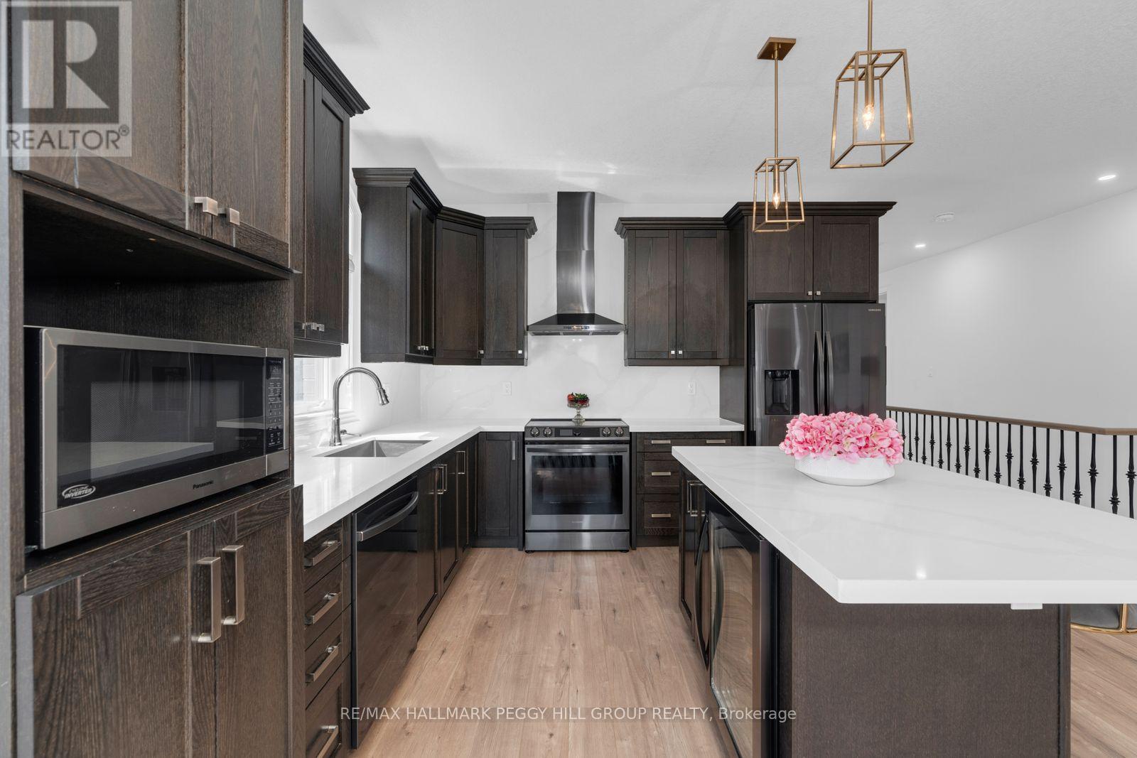 5 Wood Crescent, Essa (Angus), Ontario  L3W 0M5 - Photo 5 - N13634752