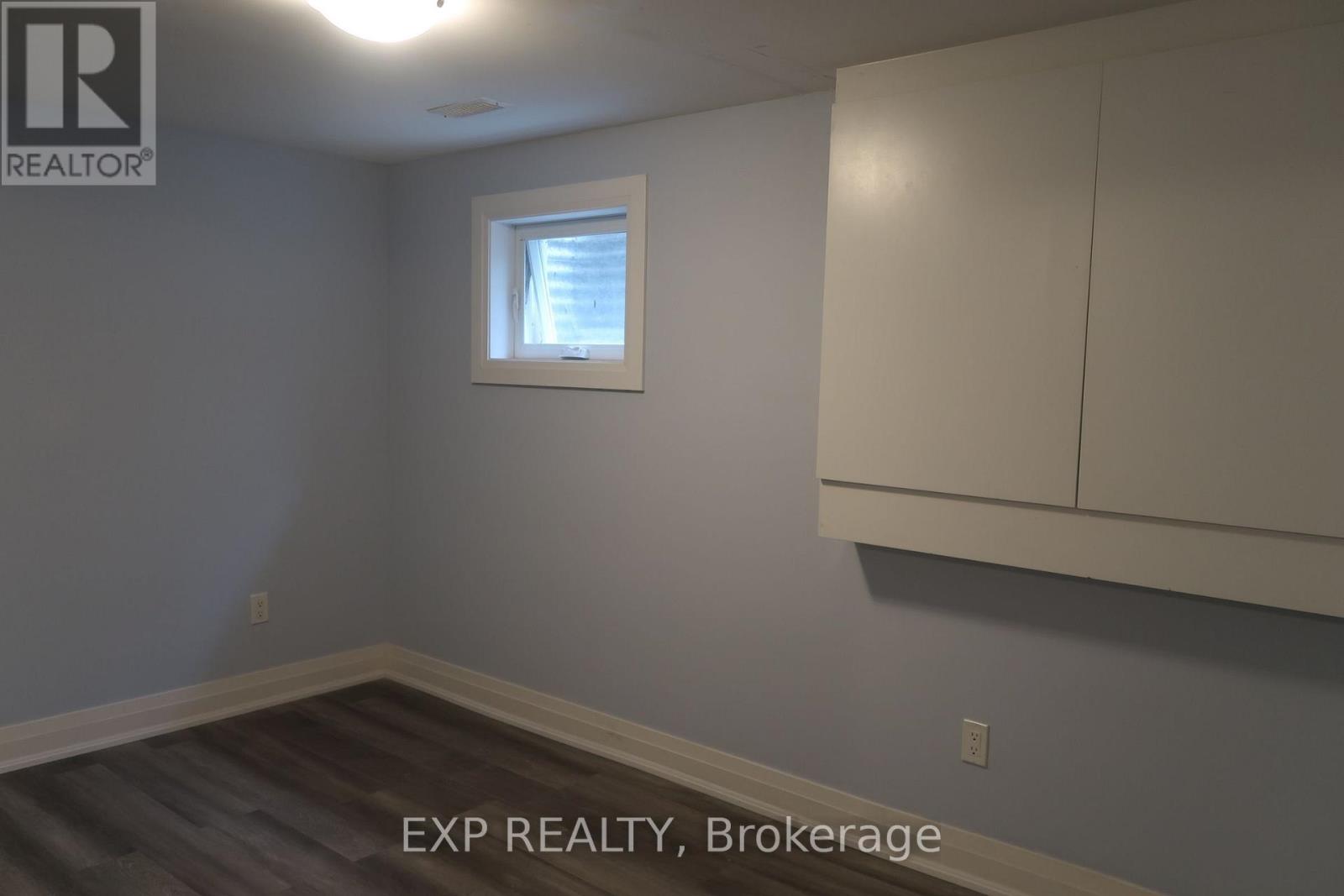 26 Curtiss Court, Barrie (Grove East), Ontario  L4M 2M7 - Photo 14 - S13634604