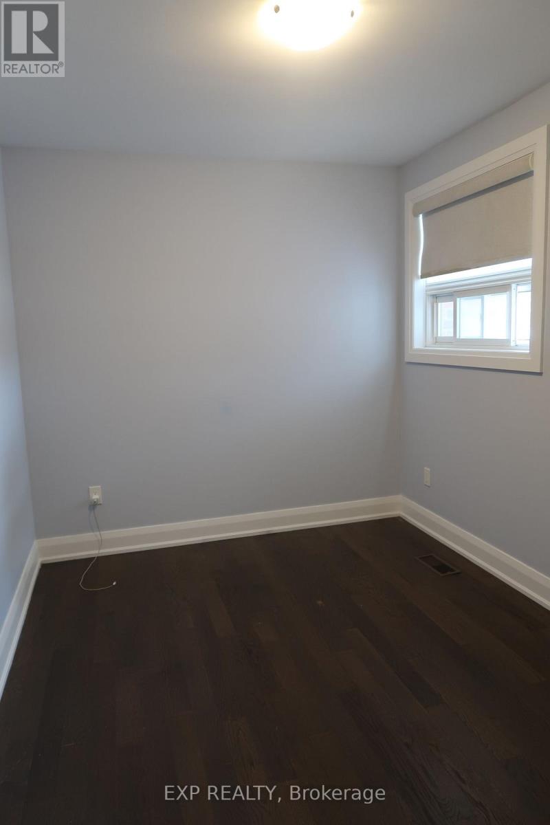 26 Curtiss Court, Barrie (Grove East), Ontario  L4M 2M7 - Photo 6 - S13634604