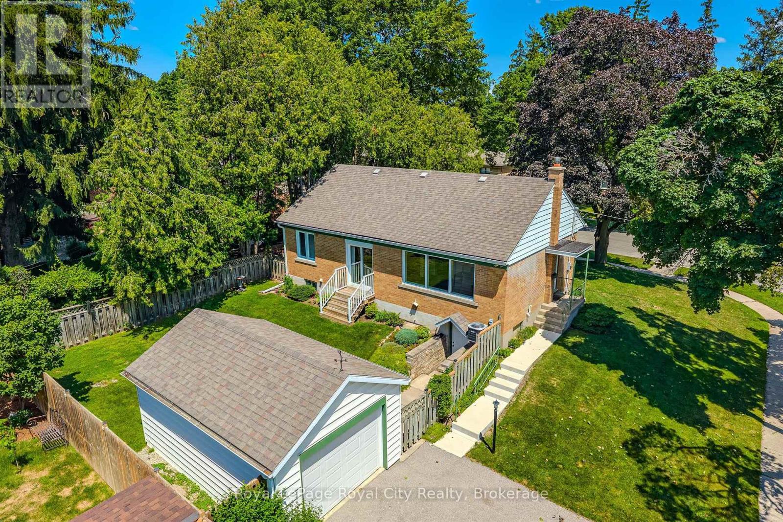 31 TORRANCE CRESCENT, guelph (exhibition park), Ontario