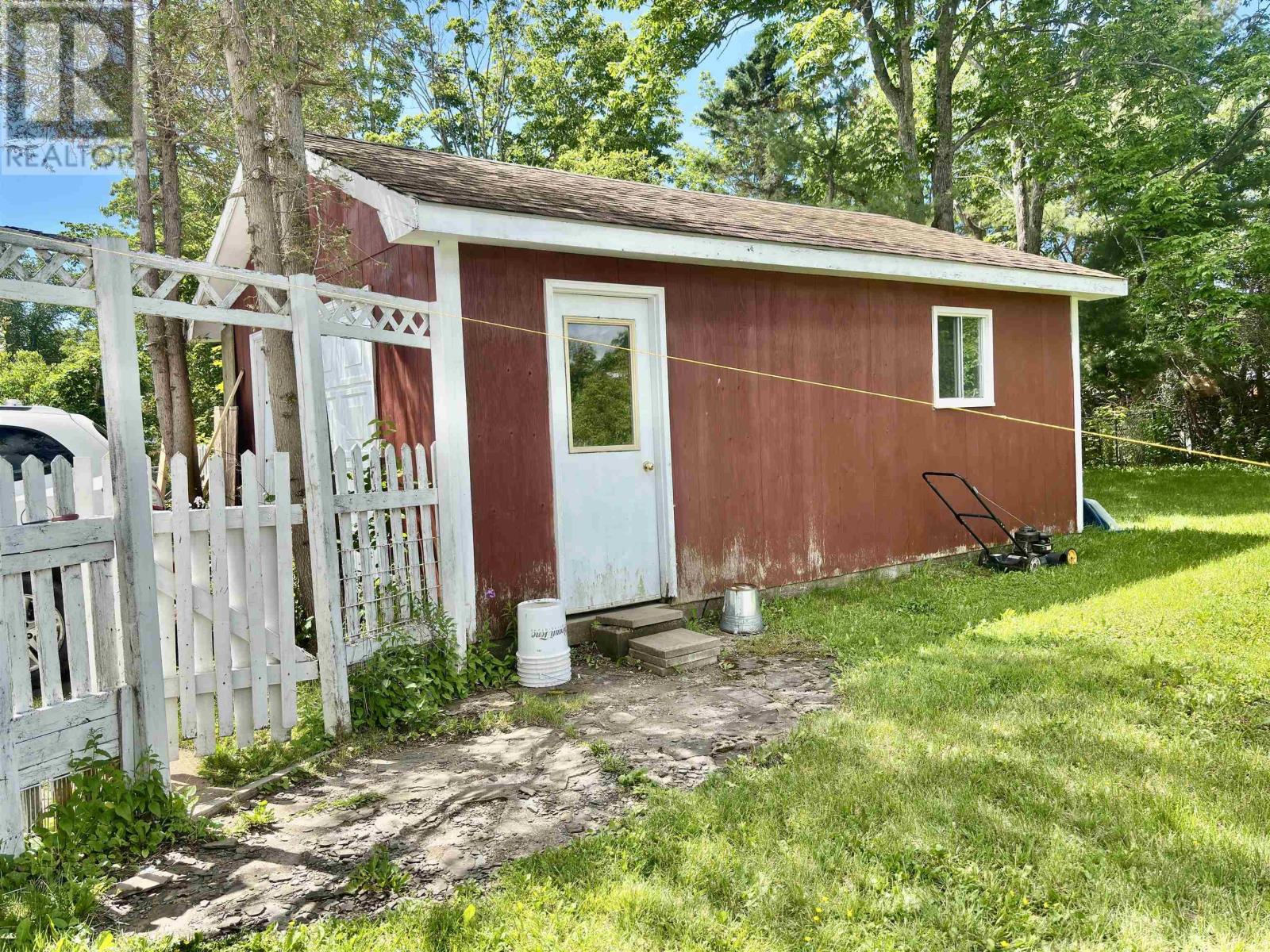 49 Chapel Street, Parrsboro, Nova Scotia  B0M 1S0 - Photo 5 - 202607186