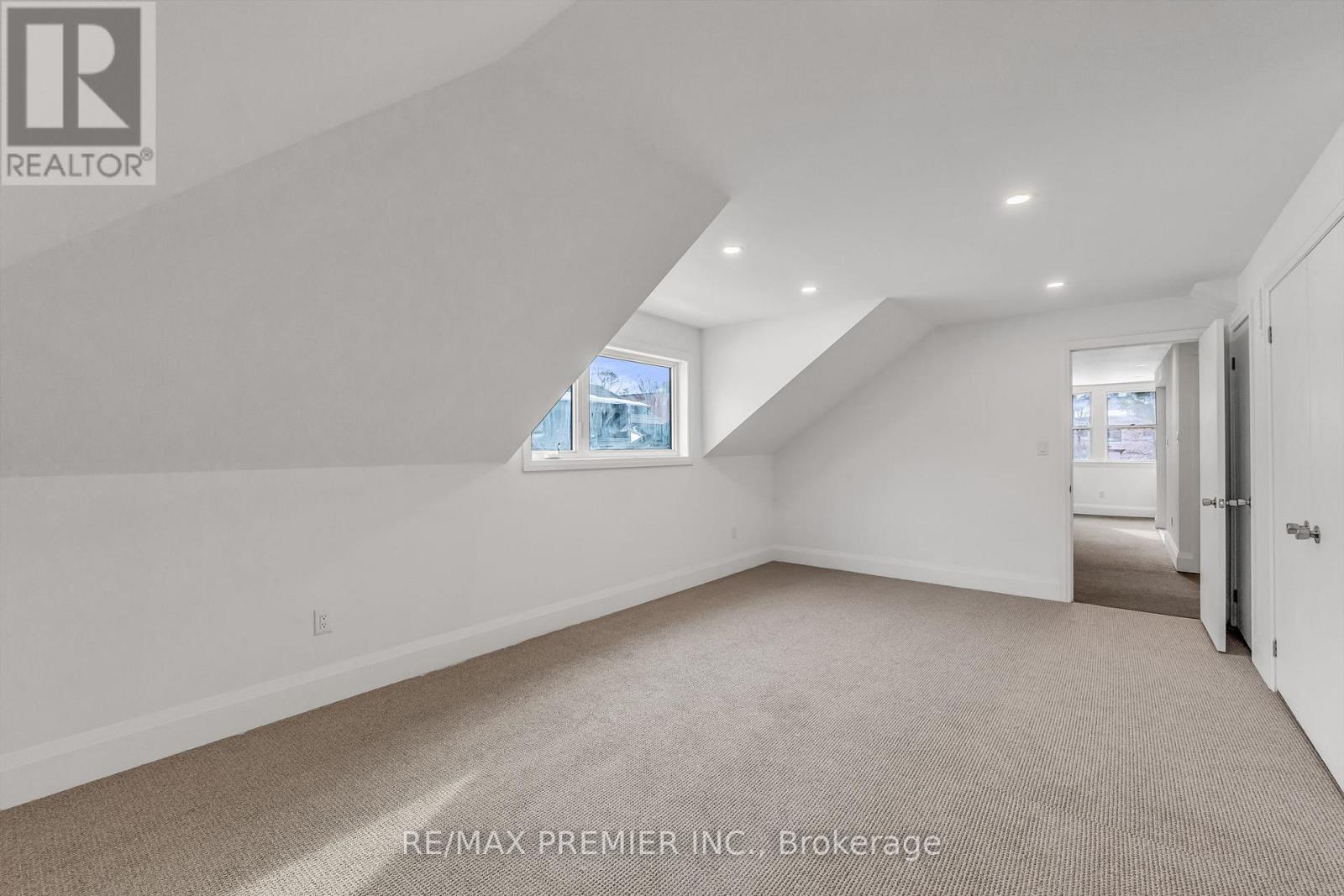 3rd Floor - 5 Killarney Road, Toronto, Ontario M5P 1L7 - Photo 8 - C13633944