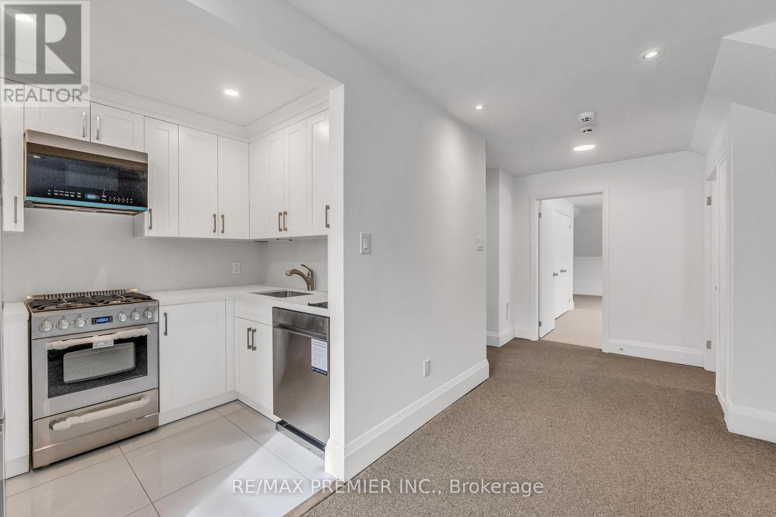 3rd Floor - 5 Killarney Road, Toronto, Ontario M5P 1L7 - Photo 16 - C13633944