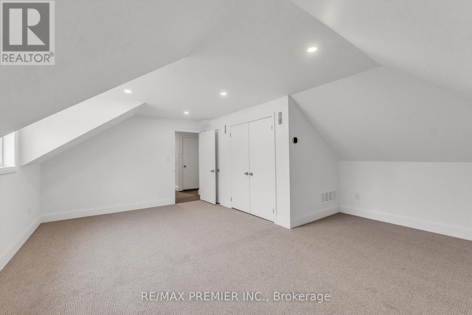3rd Floor - 5 Killarney Road, Toronto, Ontario M5P 1L7 - Photo 7 - C13633944