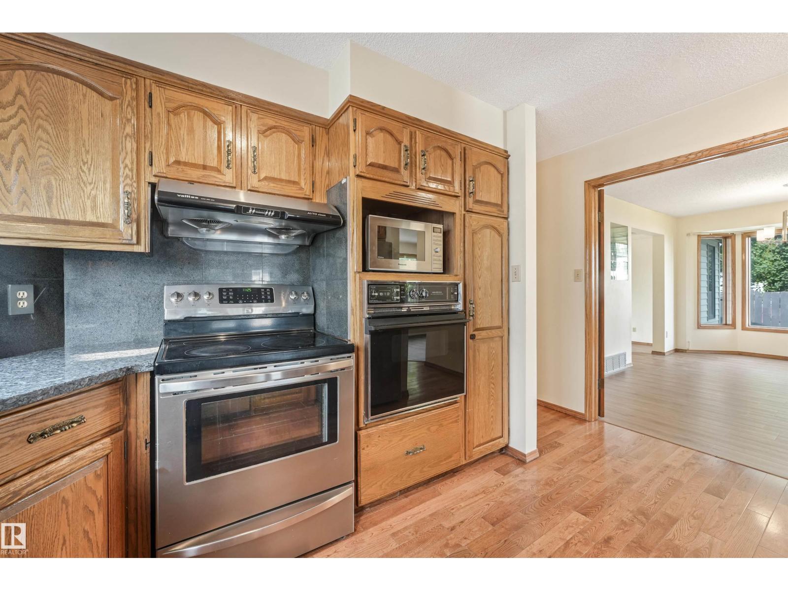 8008 158 Av Nw, Edmonton, Alberta  T5Z 2T7 - Photo 28 - E4500801