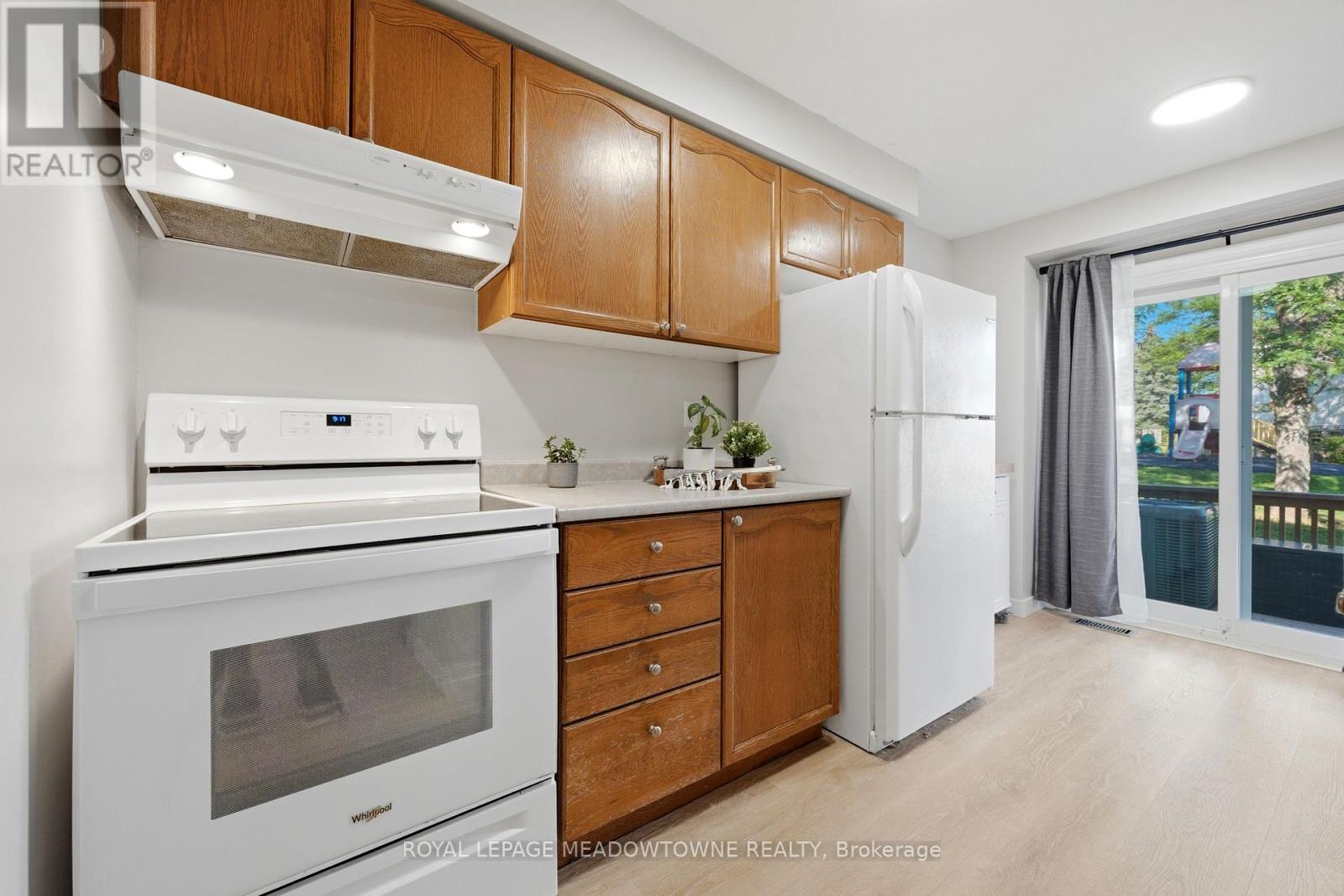 3 Brian Lane, Halton Hills, Ontario  L7G 5L7 - Photo 14 - W13634642