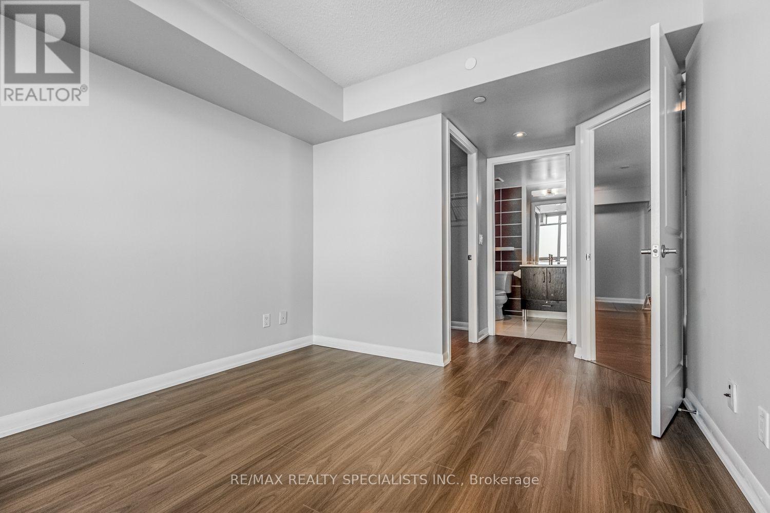 1607 - 215 Sherway Gardens Road, Toronto, Ontario  M9C 0A4 - Photo 17 - W13634716
