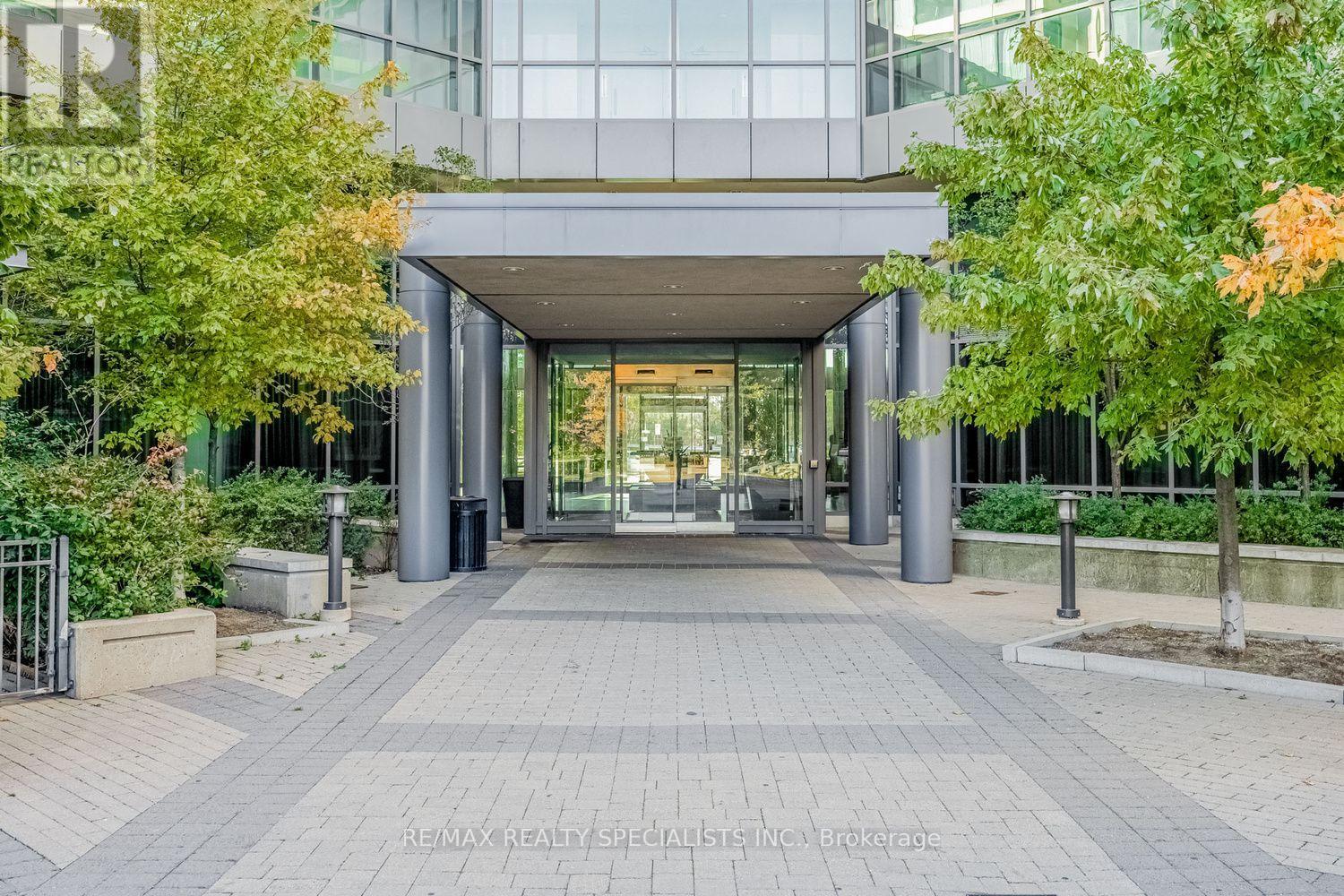 1607 - 215 Sherway Gardens Road, Toronto, Ontario  M9C 0A4 - Photo 2 - W13634716