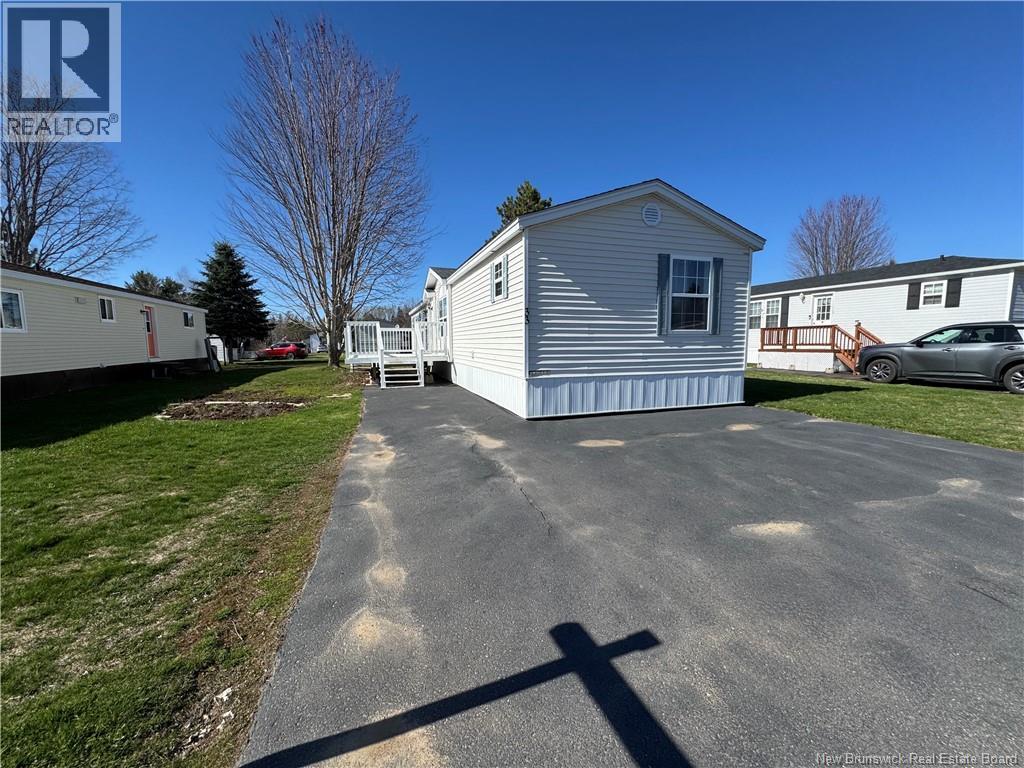 33 First Street, Sussex Corner, New Brunswick  E4E 2W2 - Photo 4 - NB145234