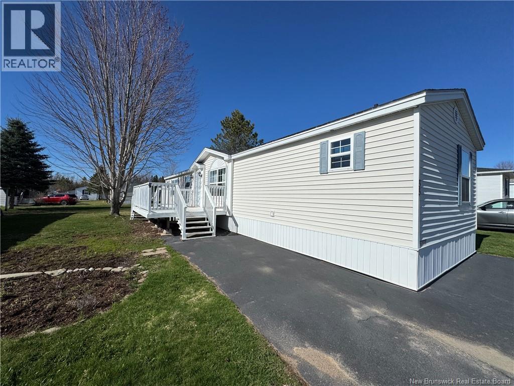 33 First Street, Sussex Corner, New Brunswick  E4E 2W2 - Photo 3 - NB145234