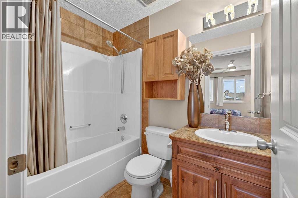 1163 Prairie Springs Hill SW, Airdrie, Alberta  T4B 0E6 - Photo 19 - A2323524